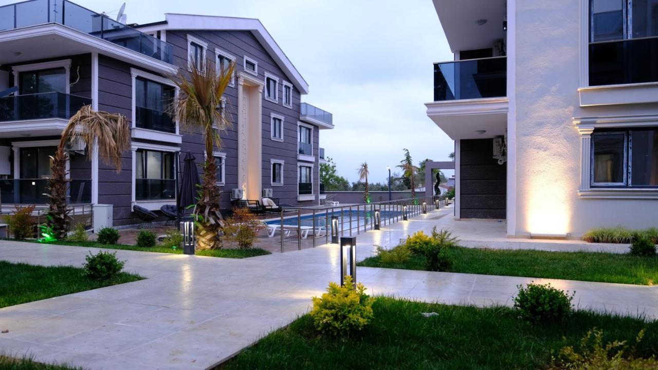 Flower City Suits Aparthotel Yalova  Exterior photo