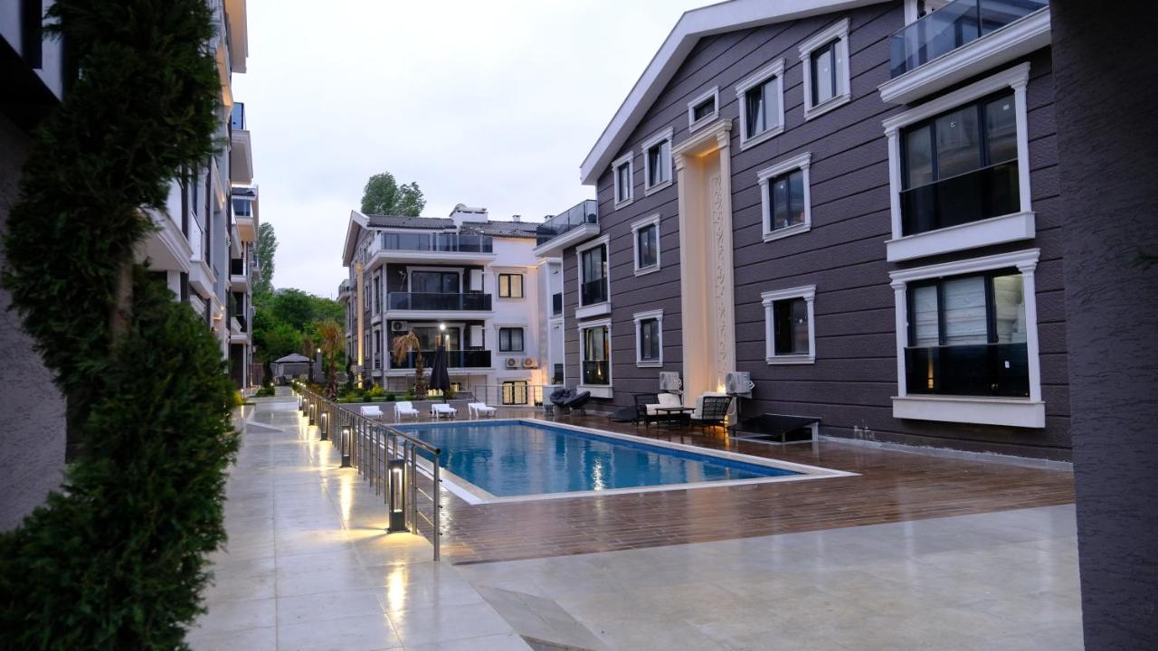 Flower City Suits Aparthotel Yalova  Exterior photo