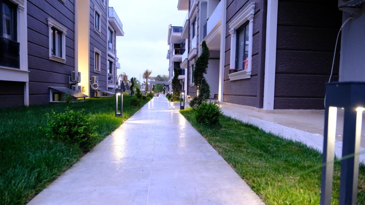Flower City Suits Aparthotel Yalova  Exterior photo