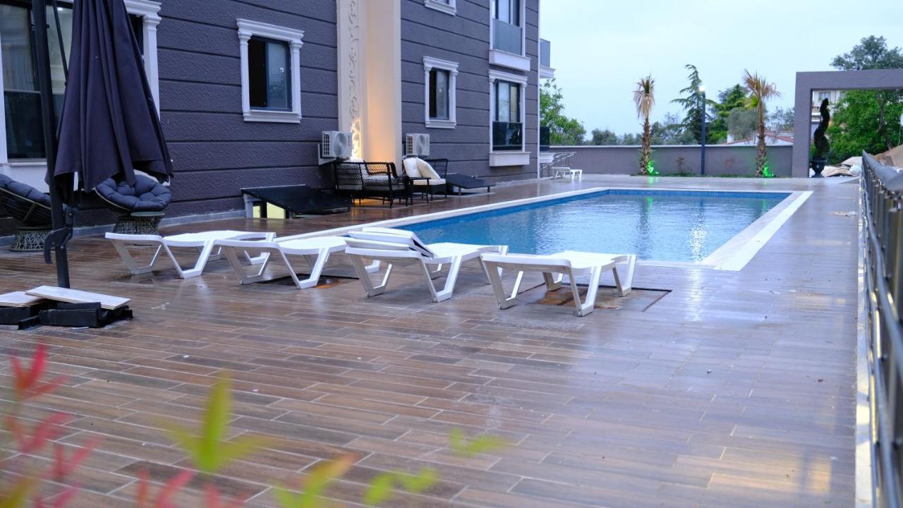 Flower City Suits Aparthotel Yalova  Exterior photo