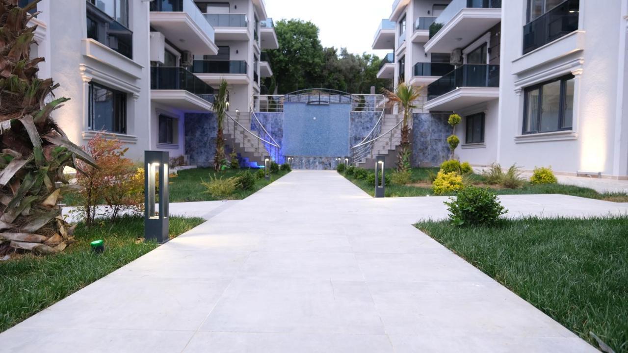 Flower City Suits Aparthotel Yalova  Exterior photo