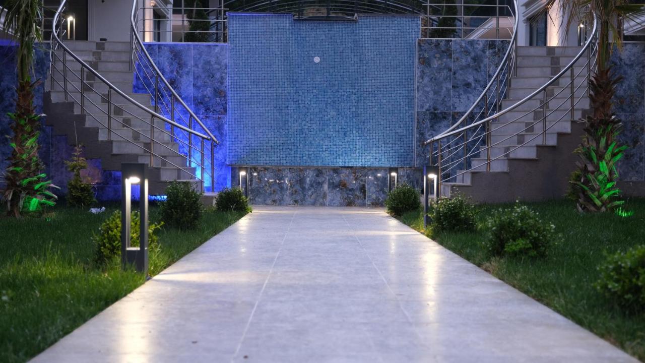 Flower City Suits Aparthotel Yalova  Exterior photo