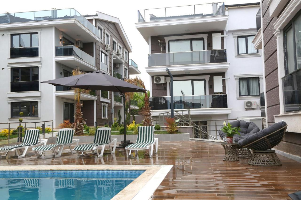 Flower City Suits Aparthotel Yalova  Exterior photo