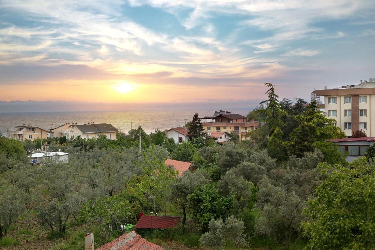 Flower City Suits Aparthotel Yalova  Exterior photo