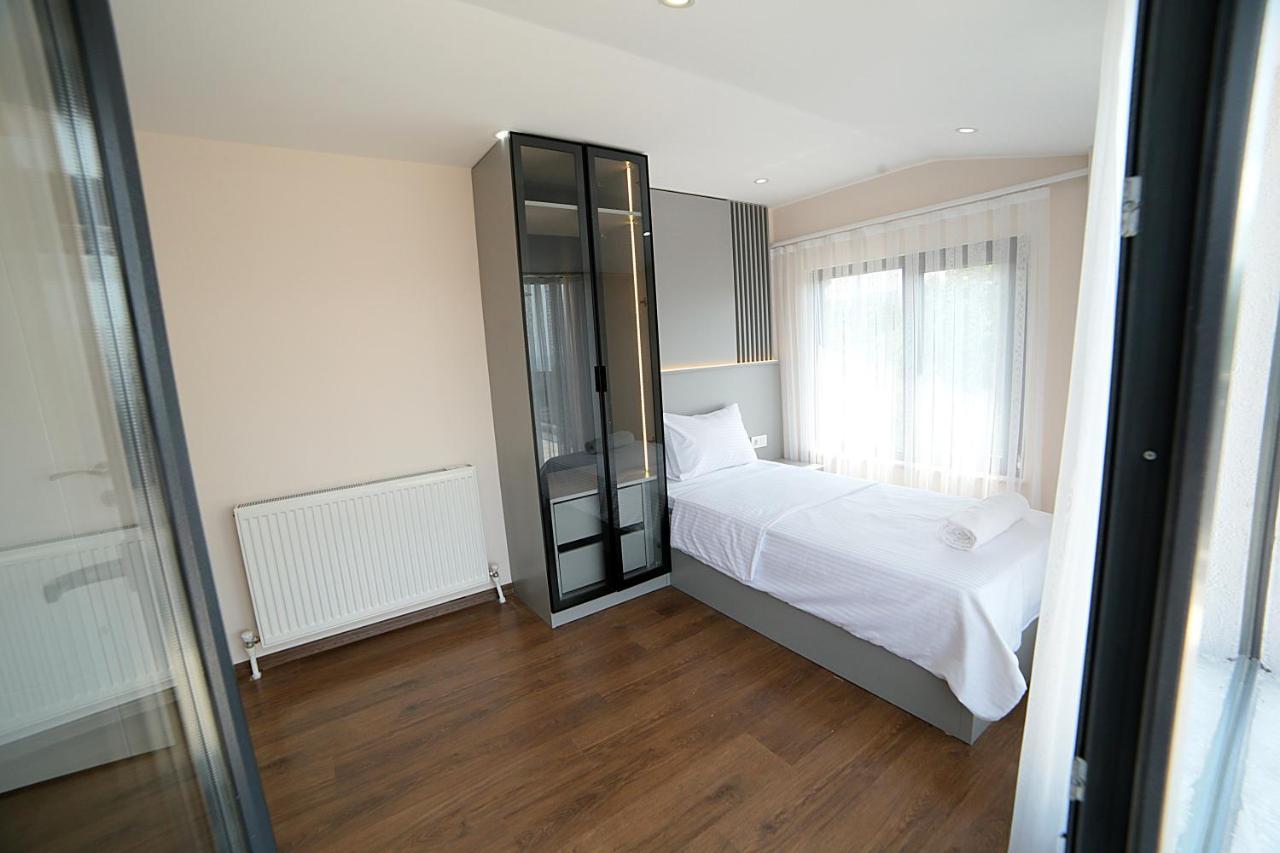 Flower City Suits Aparthotel Yalova  Exterior photo