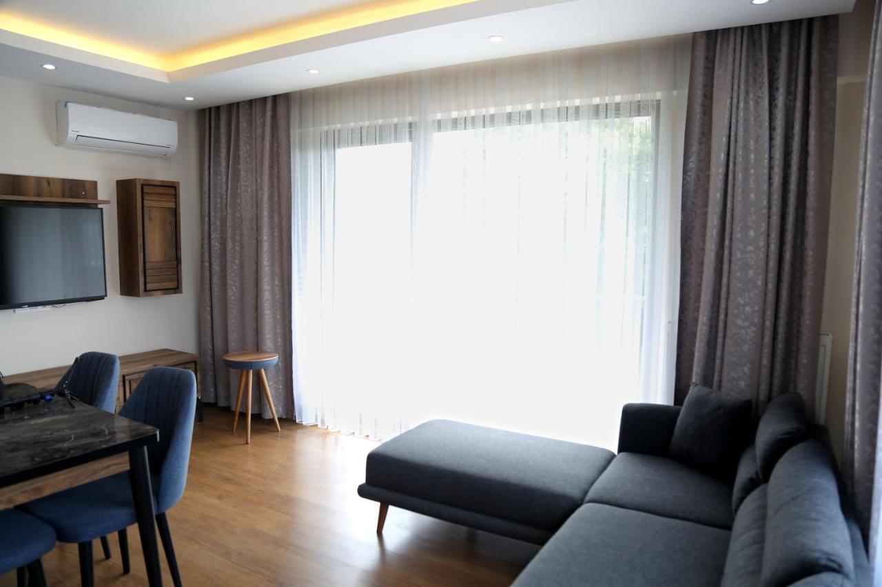 Flower City Suits Aparthotel Yalova  Exterior photo