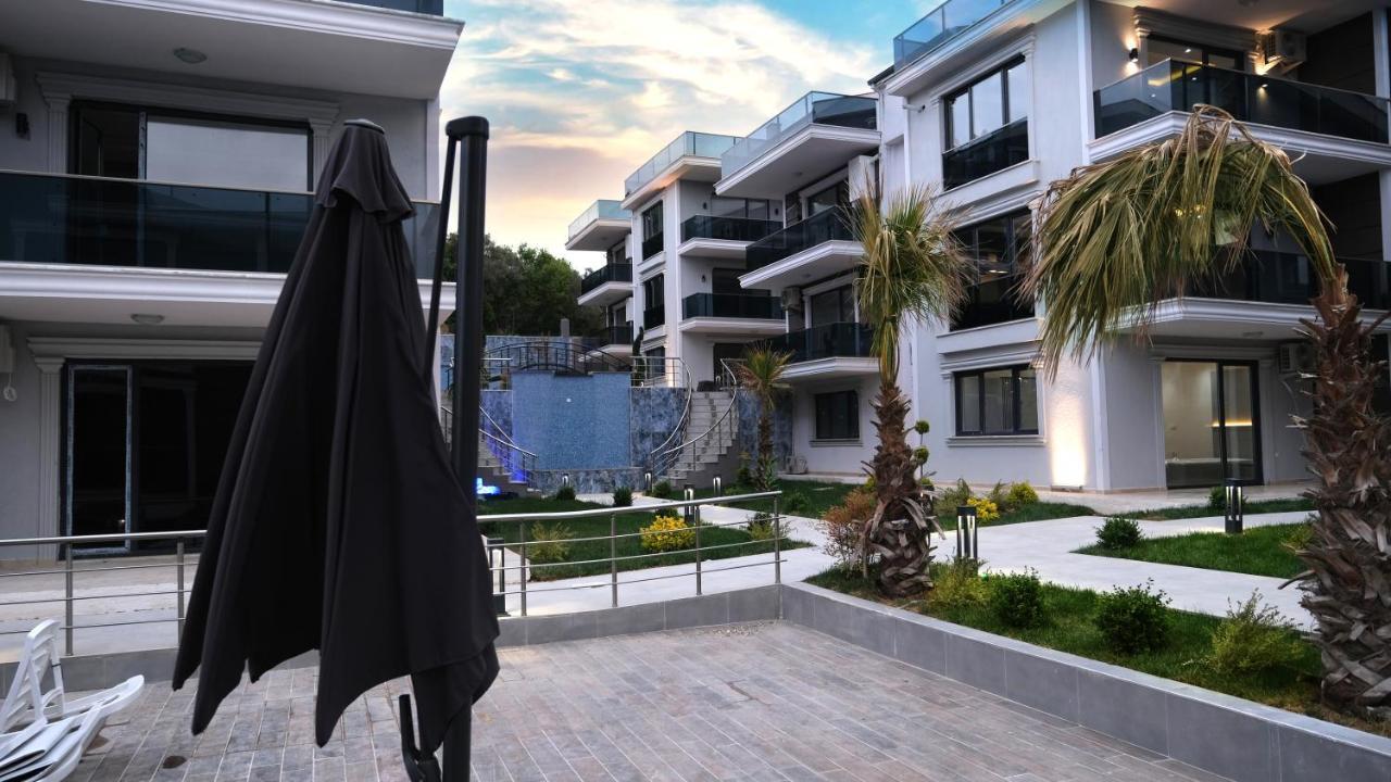 Flower City Suits Aparthotel Yalova  Exterior photo