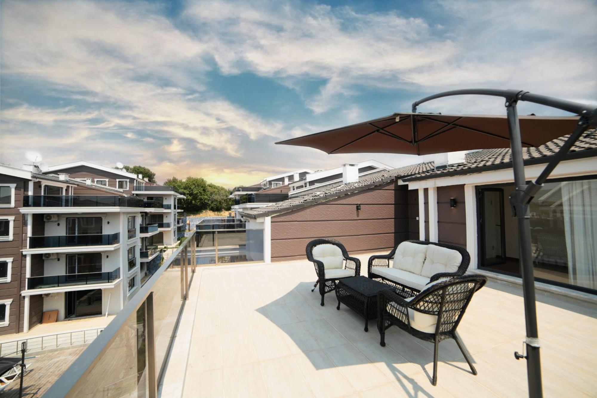 Flower City Suits Aparthotel Yalova  Exterior photo